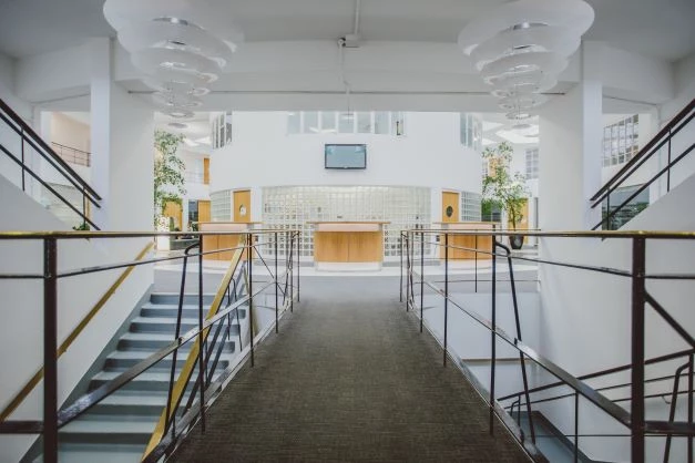 629e4c5d16ddd138b at De Havilland Meeting Room  Meeting room in Crawley, United Kingdom